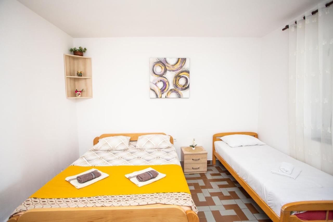 Apartments Jelena อุลซิน ภายนอก รูปภาพ