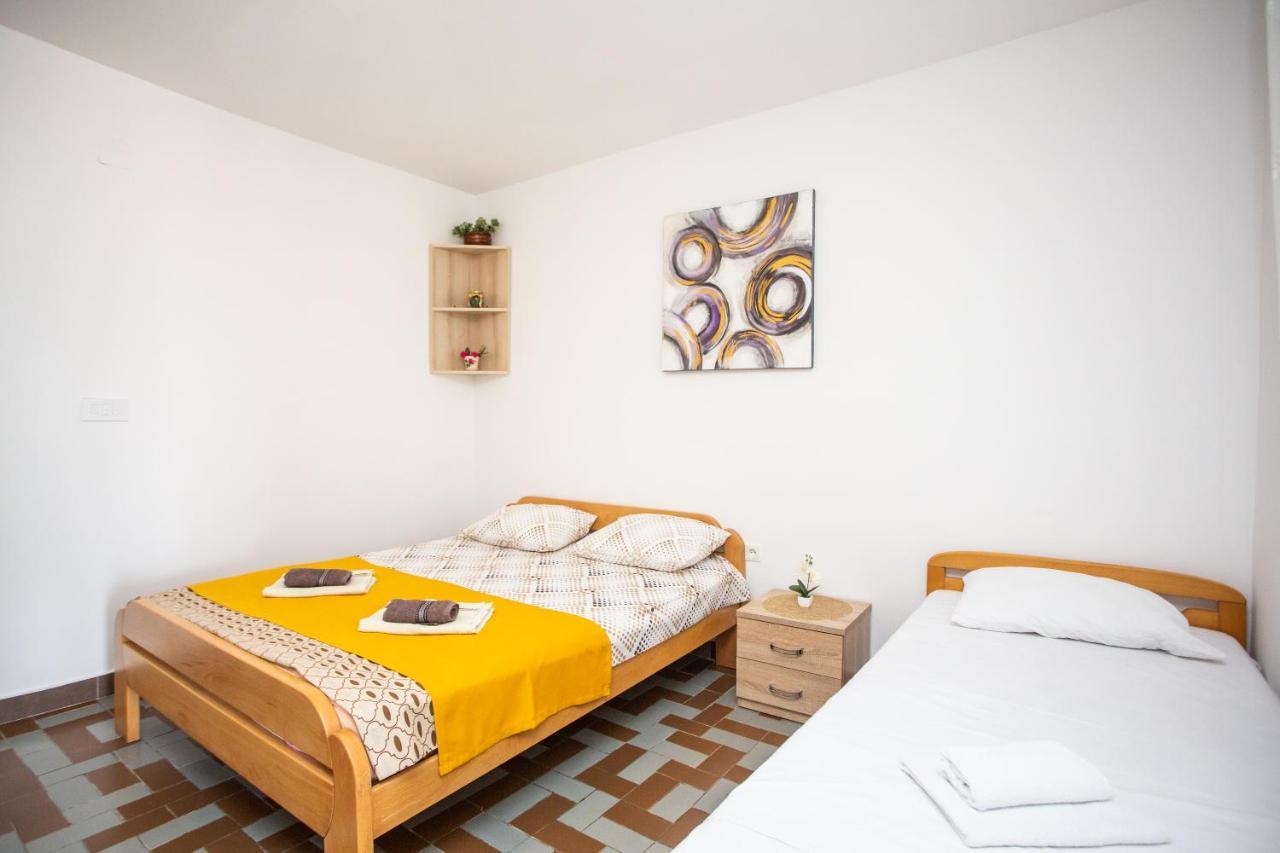 Apartments Jelena อุลซิน ภายนอก รูปภาพ